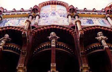 barcelona.jpg (21231 bytes)